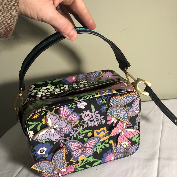 Vivienne Tam Handbags - Vivienne Tam X Motorola Designer handbag Purse Bag Butterflies RUNWAY Swag
